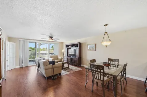 3180 NE 48th Court Lighthouse Point FL 33064