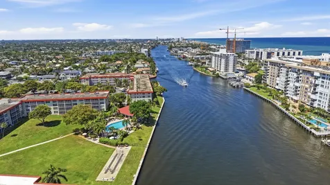 3180 NE 48th Court Lighthouse Point FL 33064