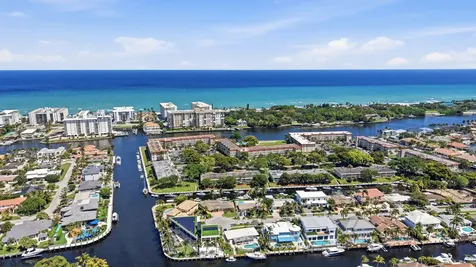 3180 NE 48th Court Lighthouse Point FL 33064