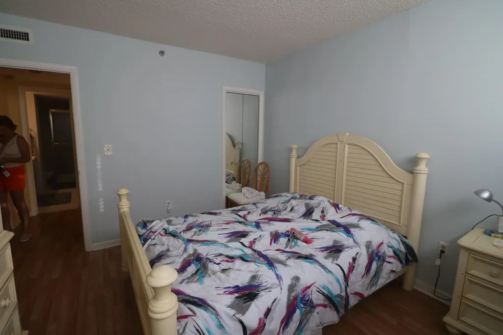 4001 Hillcrest Drive Hollywood FL 33021