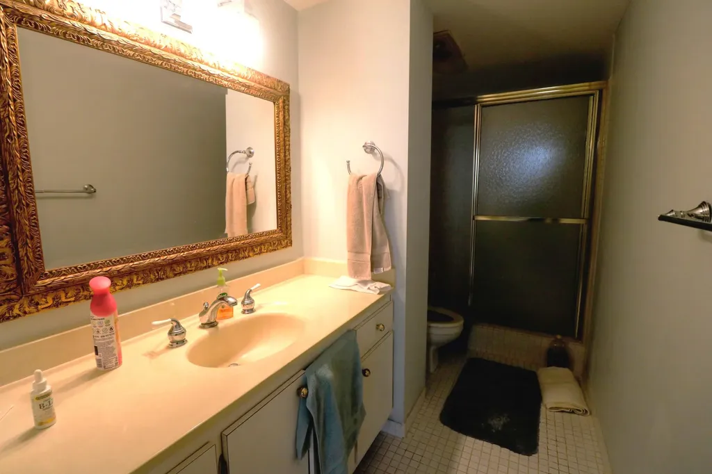 4001 Hillcrest Drive Hollywood FL 33021