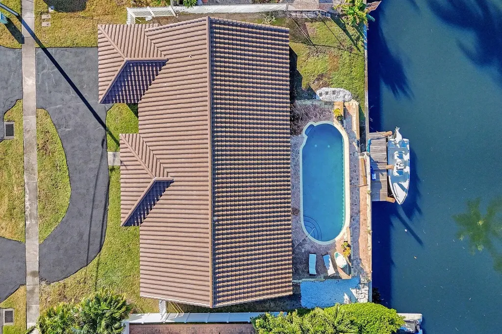 1107 SE 13th Court Deerfield Beach FL 33441