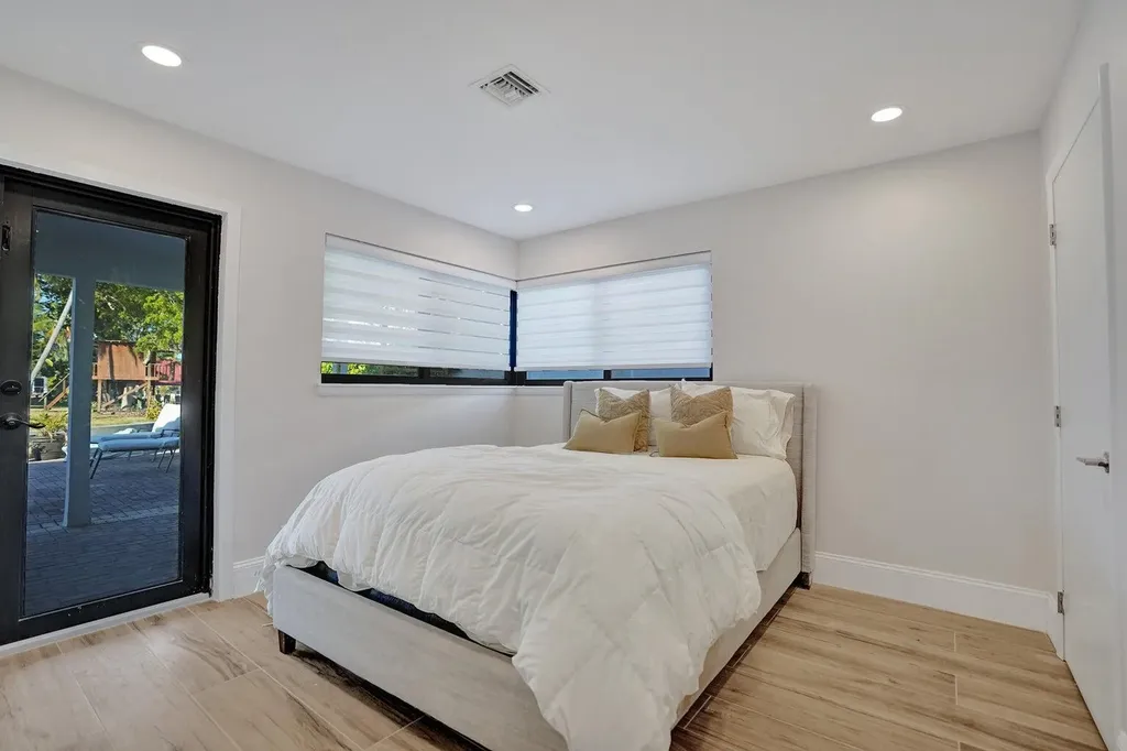 1107 SE 13th Court Deerfield Beach FL 33441