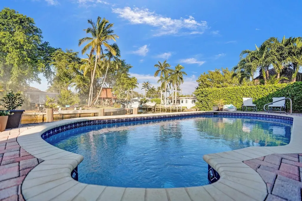 1107 SE 13th Court Deerfield Beach FL 33441