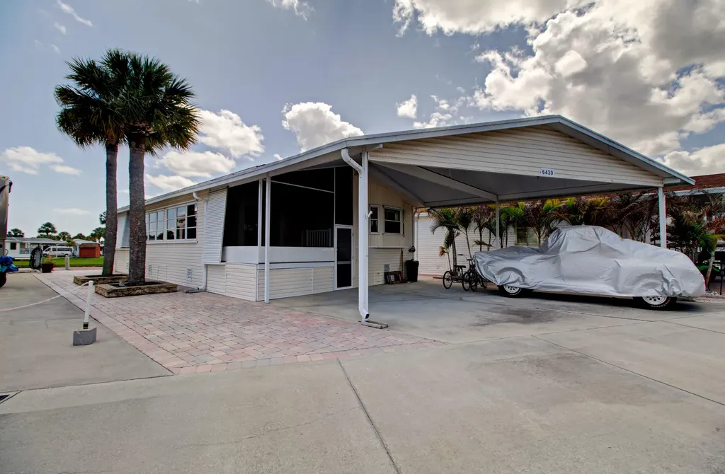6430 SE 51st Street Okeechobee FL 34974