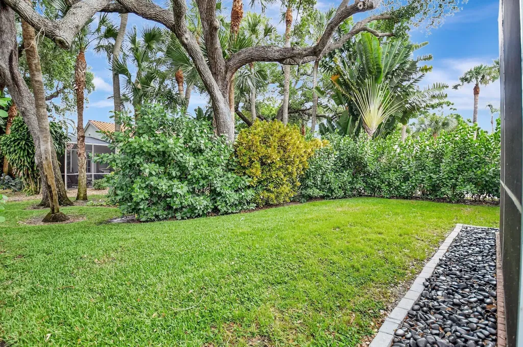 3947 Redondo Way Boca Raton FL 33487