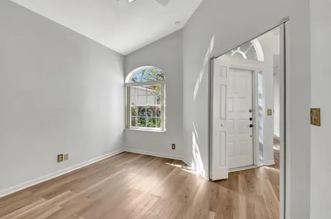 3947 Redondo Way Boca Raton FL 33487