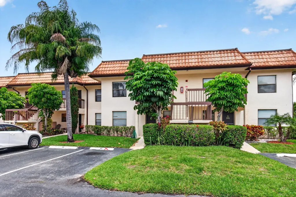 7245 Golf Colony Court Lake Worth FL 33467