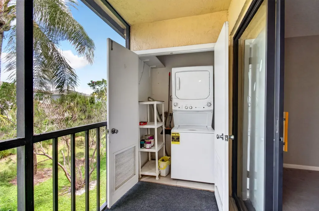 7245 Golf Colony Court Lake Worth FL 33467