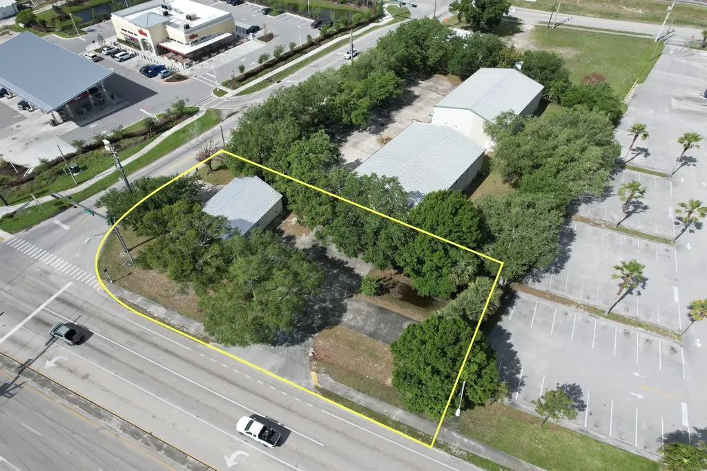 4505 Us Highway 1 Highway Vero Beach FL