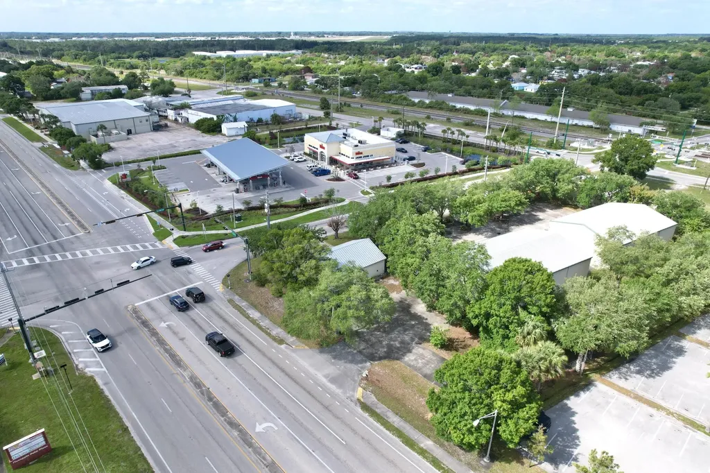 4505 Us Highway 1 Highway Vero Beach FL