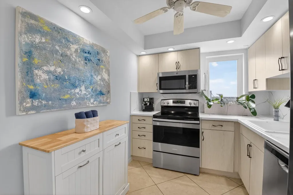3215 S Ocean Boulevard Highland Beach FL 33487