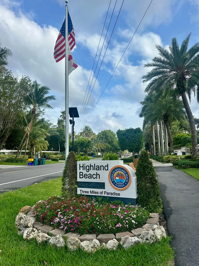 3215 S Ocean Boulevard Highland Beach FL 33487