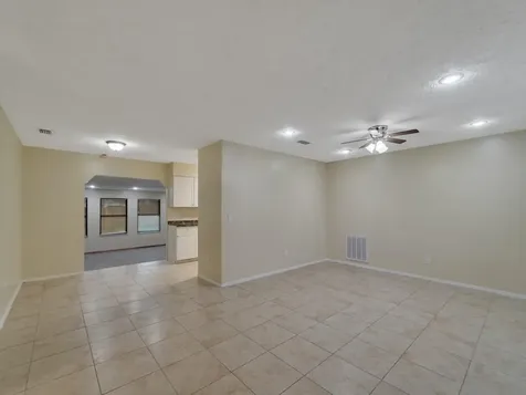 1166 SE Preston Lane Port St Lucie FL 34983
