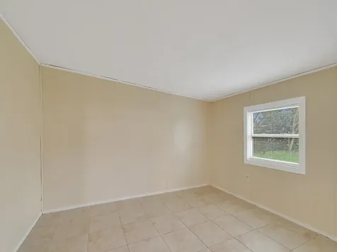 1166 SE Preston Lane Port St Lucie FL 34983