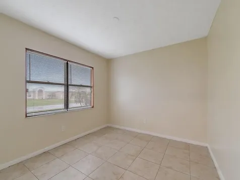 1166 SE Preston Lane Port St Lucie FL 34983