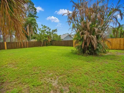1166 SE Preston Lane Port St Lucie FL 34983