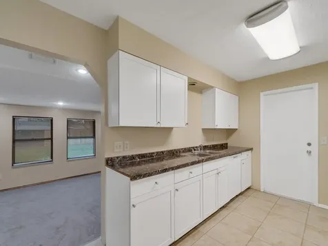 1166 SE Preston Lane Port St Lucie FL 34983