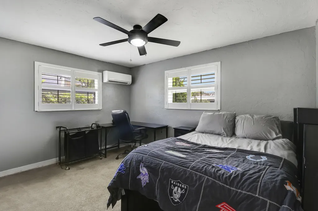 19049 SE Robert Drive Jupiter FL 33469