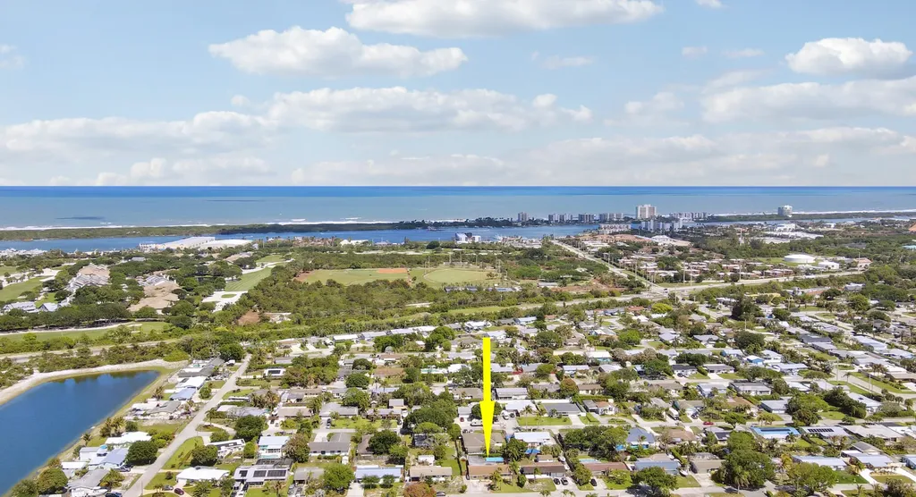 19049 SE Robert Drive Jupiter FL 33469