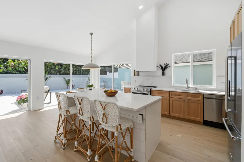 198 Ridge Road Jupiter FL 33477