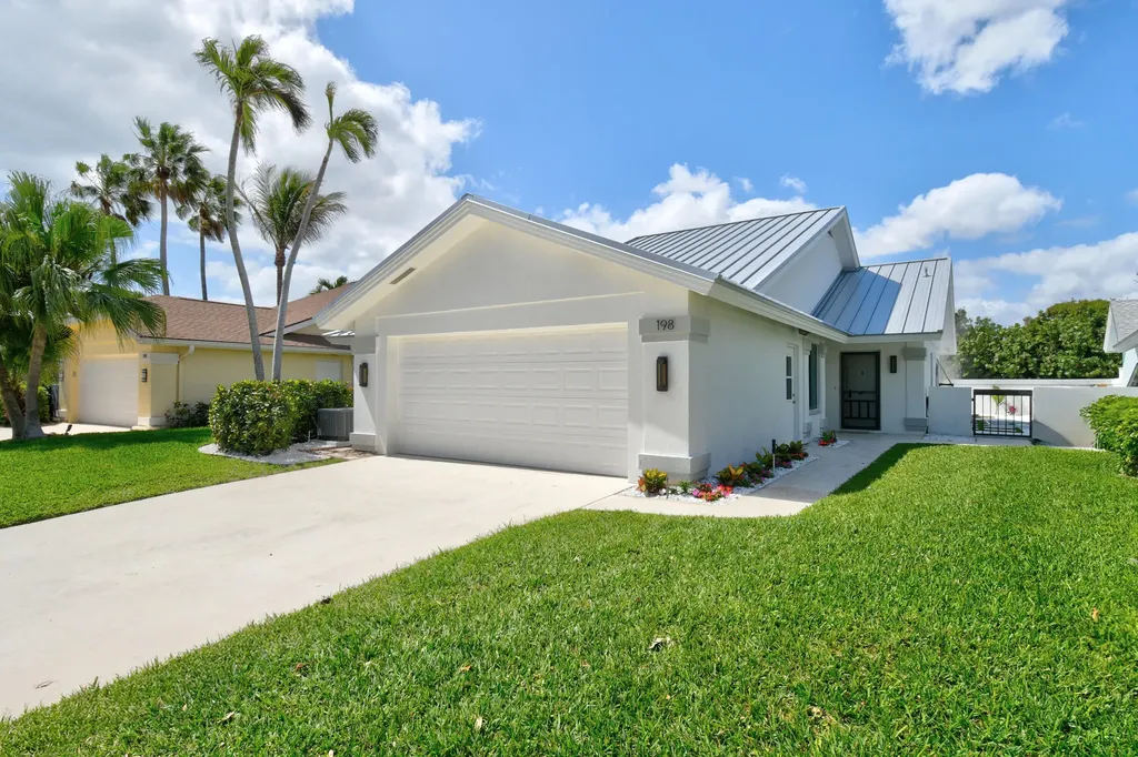 198 Ridge Road Jupiter FL 33477