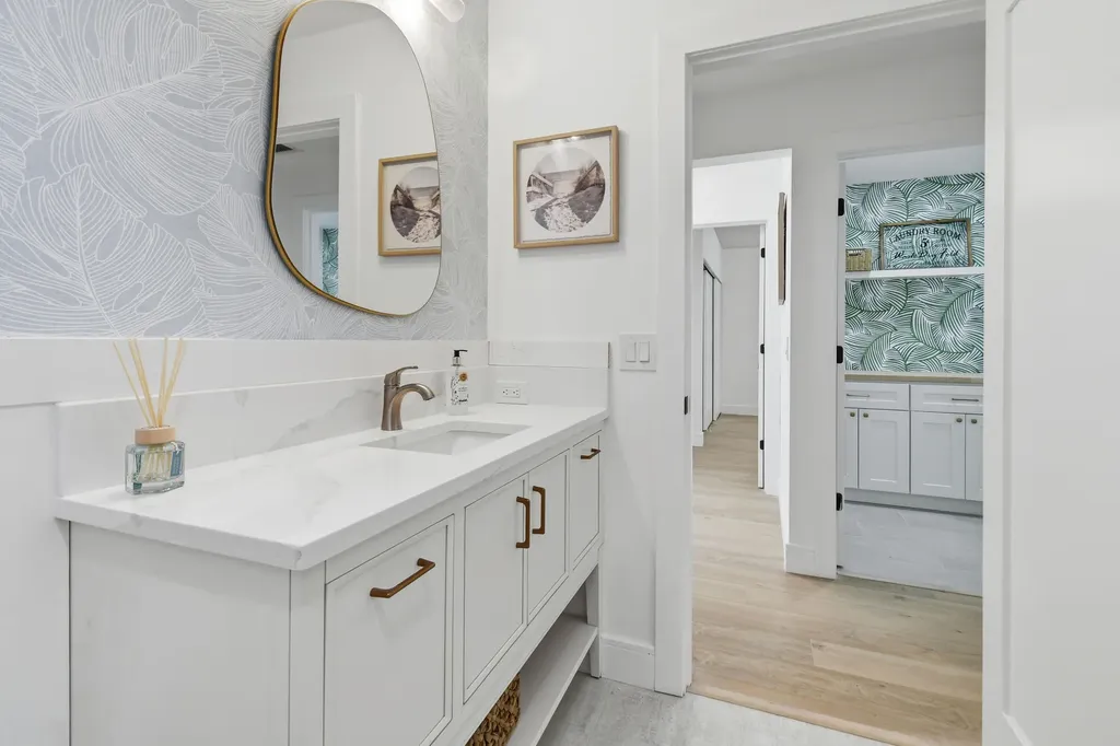 198 Ridge Road Jupiter FL 33477