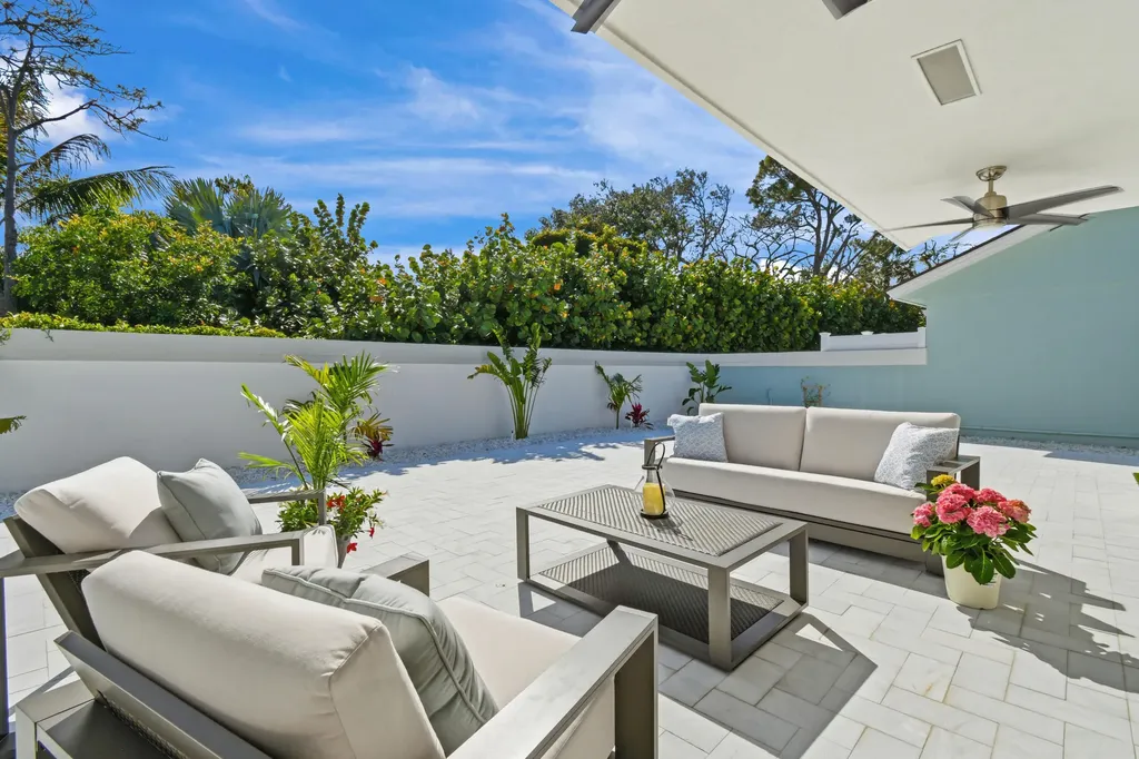 198 Ridge Road Jupiter FL 33477