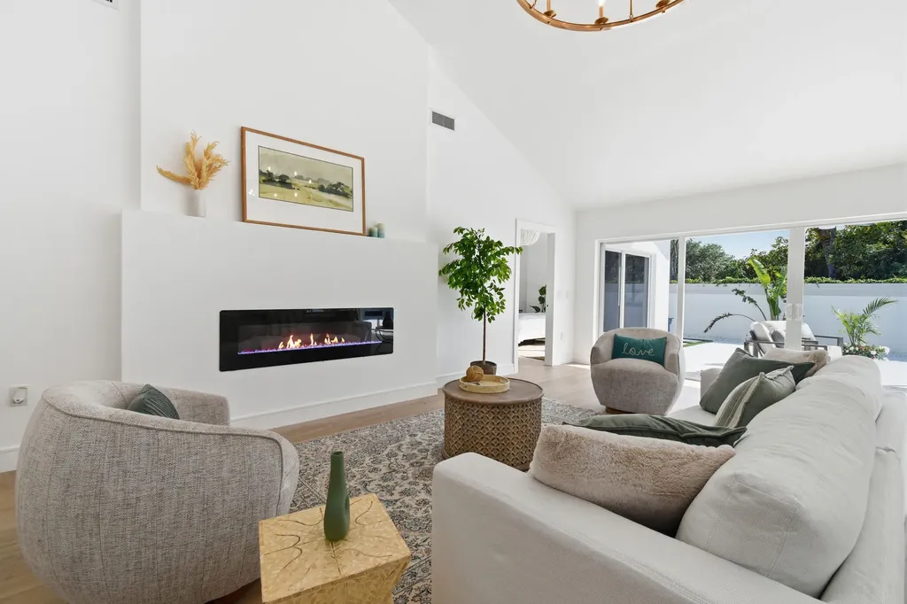 198 Ridge Road Jupiter FL 33477