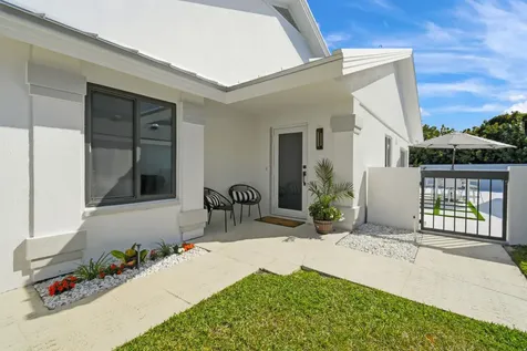 198 Ridge Road Jupiter FL 33477