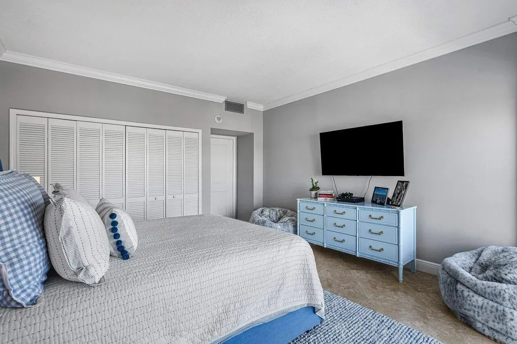 108 Lakeshore Drive North Palm Beach FL 33408