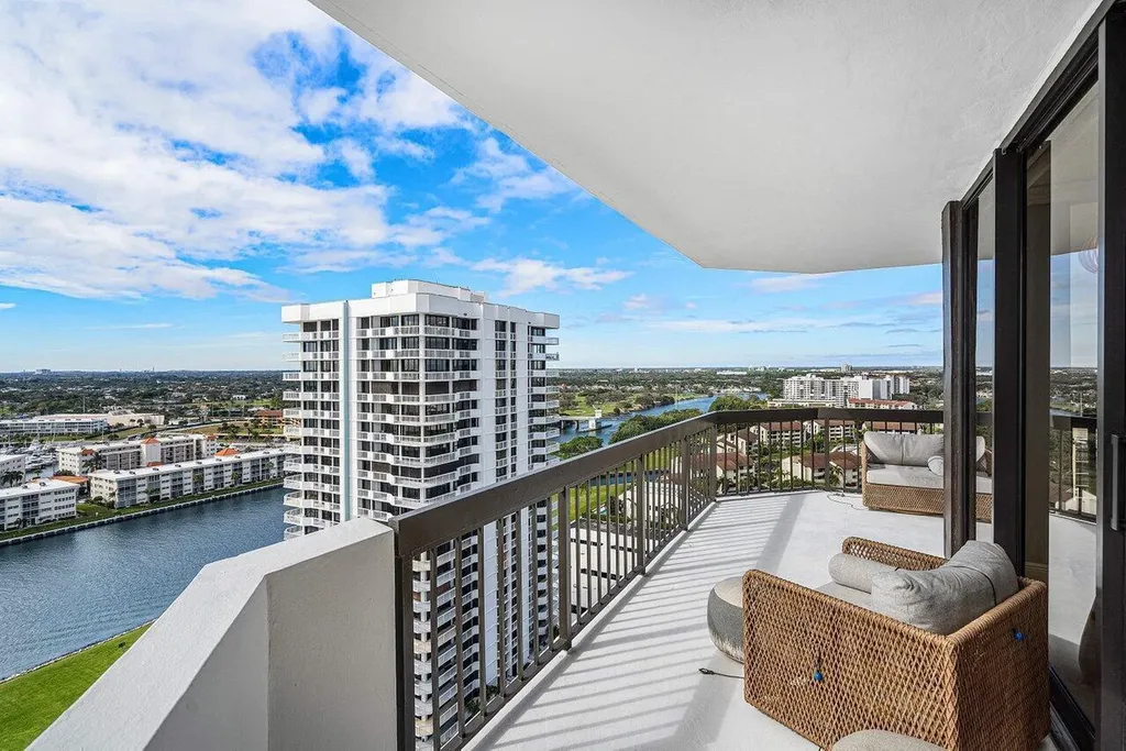 108 Lakeshore Drive North Palm Beach FL 33408