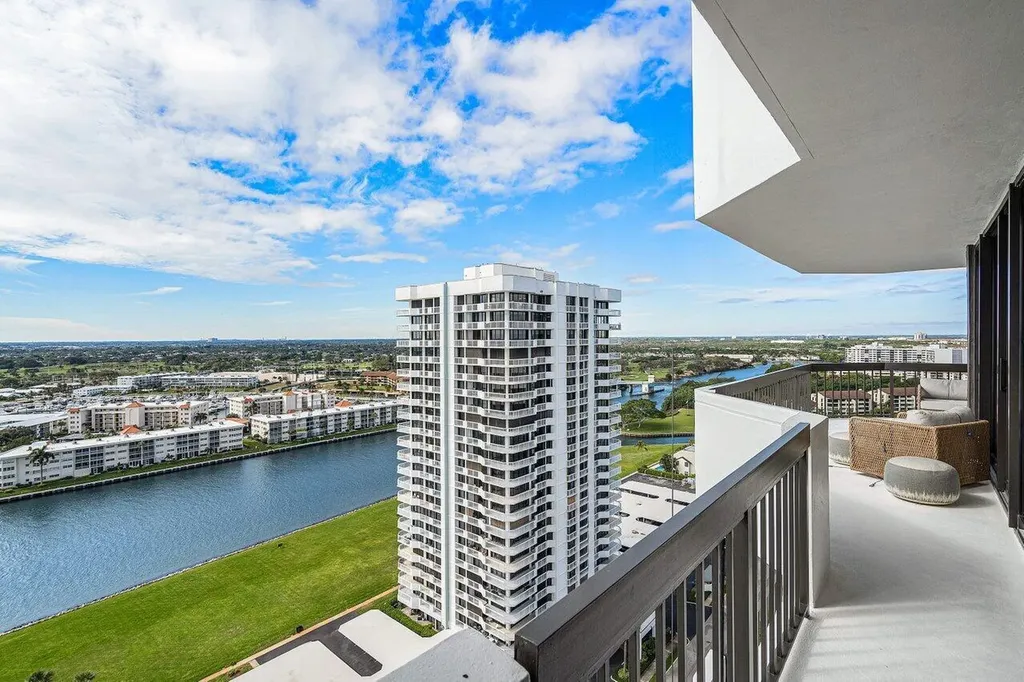 108 Lakeshore Drive North Palm Beach FL 33408