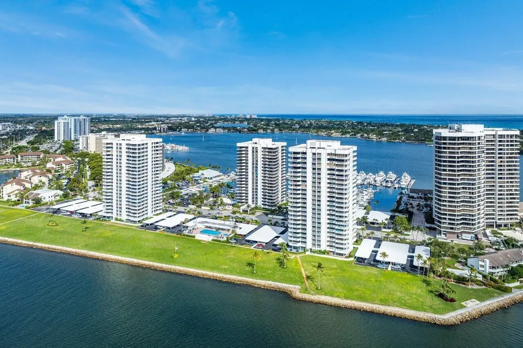 108 Lakeshore Drive North Palm Beach FL 33408