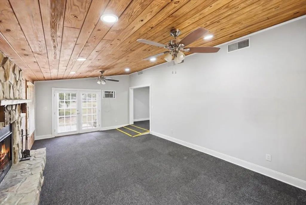 1514 SE Port St Lucie Boulevard Port St Lucie FL
