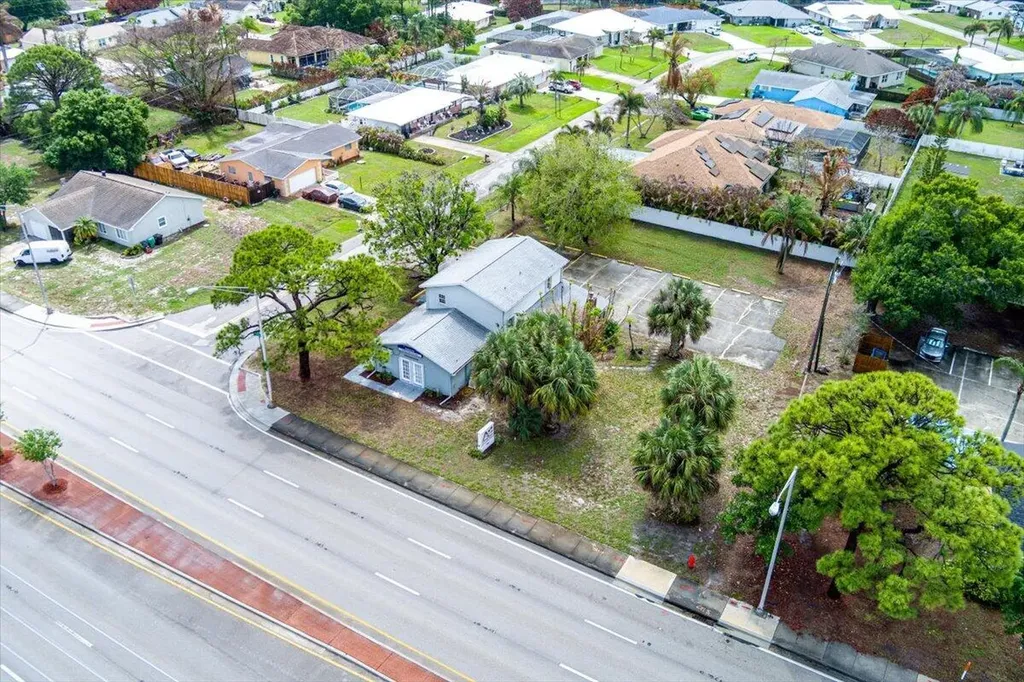 1514 SE Port St Lucie Boulevard Port St Lucie FL
