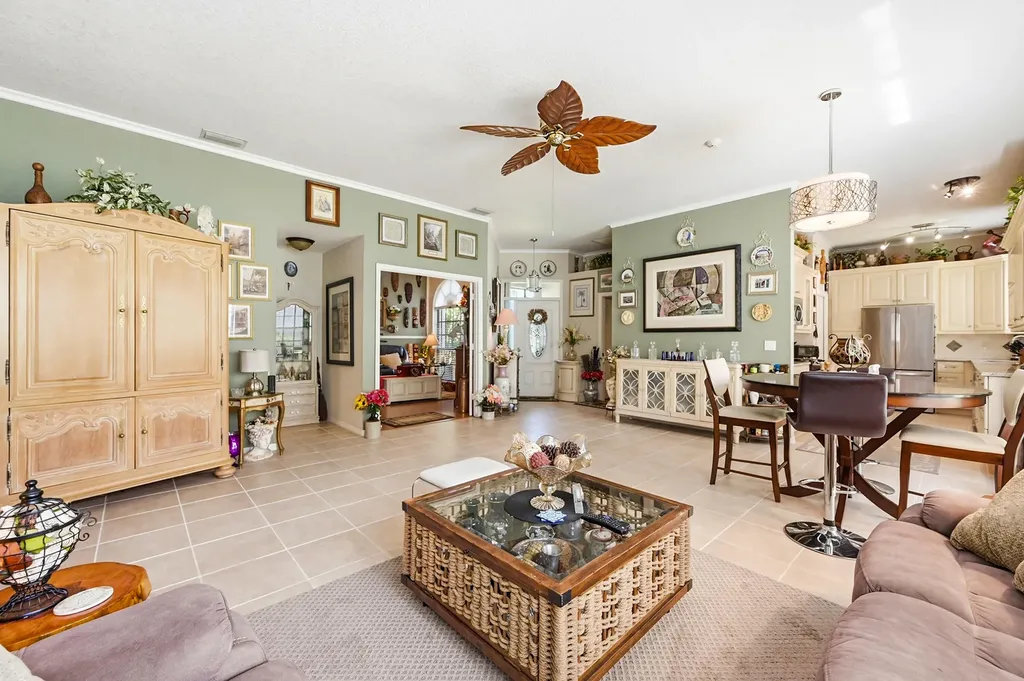 262 Sherwood Forest Drive Delray Beach FL 33445