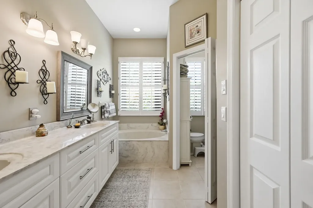 262 Sherwood Forest Drive Delray Beach FL 33445
