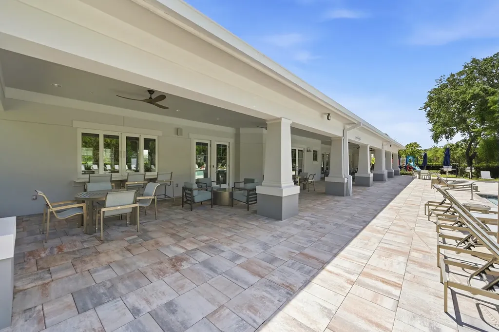 262 Sherwood Forest Drive Delray Beach FL 33445