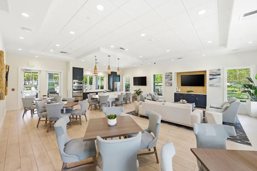 262 Sherwood Forest Drive Delray Beach FL 33445