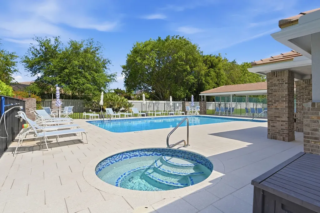 262 Sherwood Forest Drive Delray Beach FL 33445