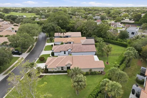 262 Sherwood Forest Drive Delray Beach FL 33445