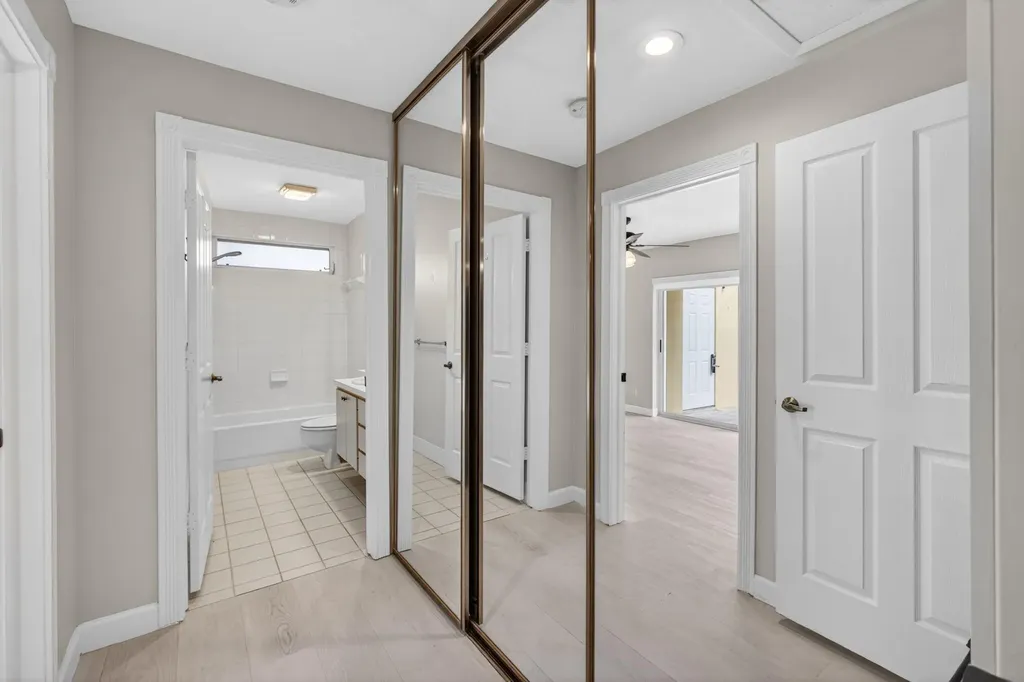 1504 Springdale Court Palm Beach Gardens FL 33403