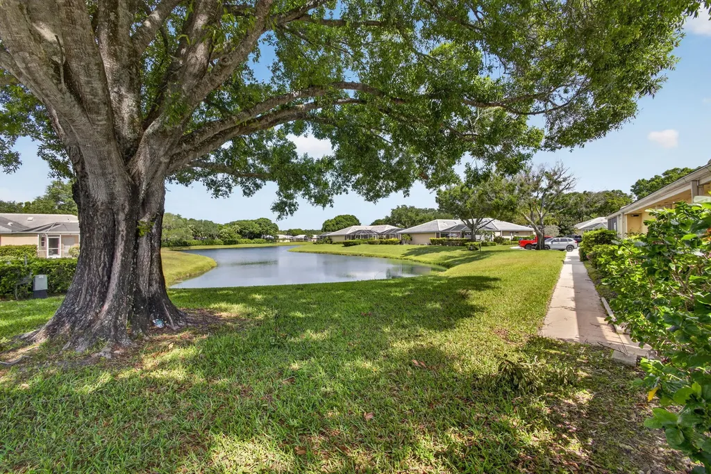 1504 Springdale Court Palm Beach Gardens FL 33403
