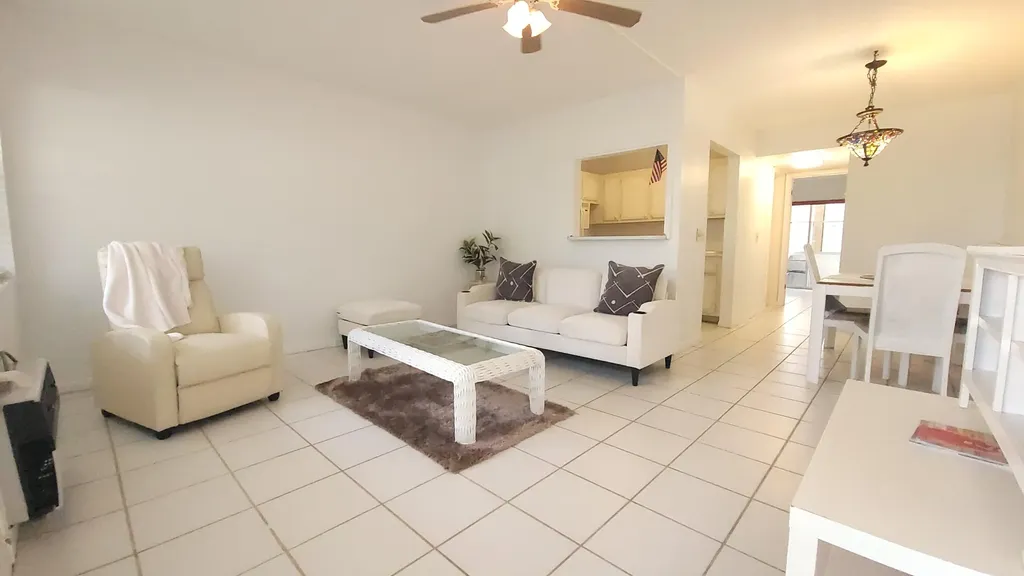 319 Chatham P West Palm Beach FL 33417