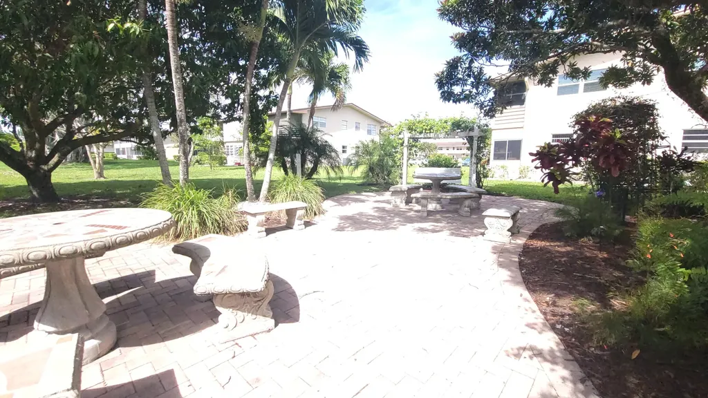 319 Chatham P West Palm Beach FL 33417
