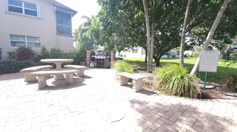 319 Chatham P West Palm Beach FL 33417