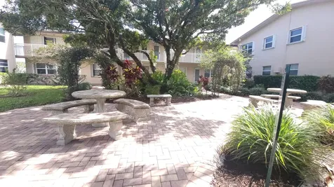 319 Chatham P West Palm Beach FL 33417