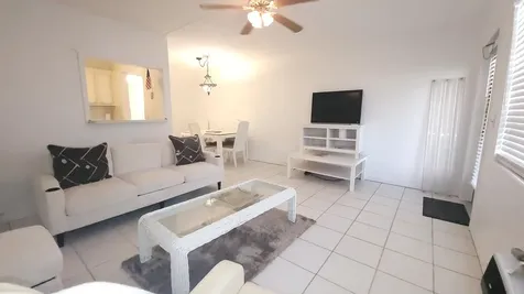 319 Chatham P West Palm Beach FL 33417