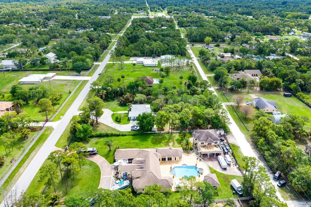 16398 Temple Boulevard Loxahatchee FL 33470